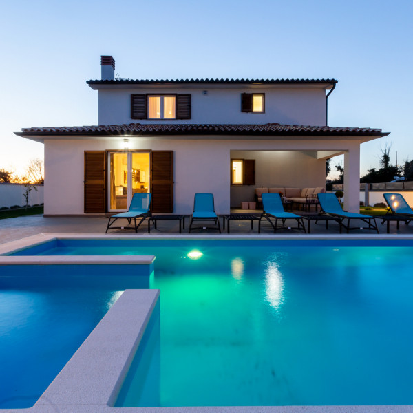 Villa Alba Pula, Villa Alba Pula &Scaron;i&scaron;an