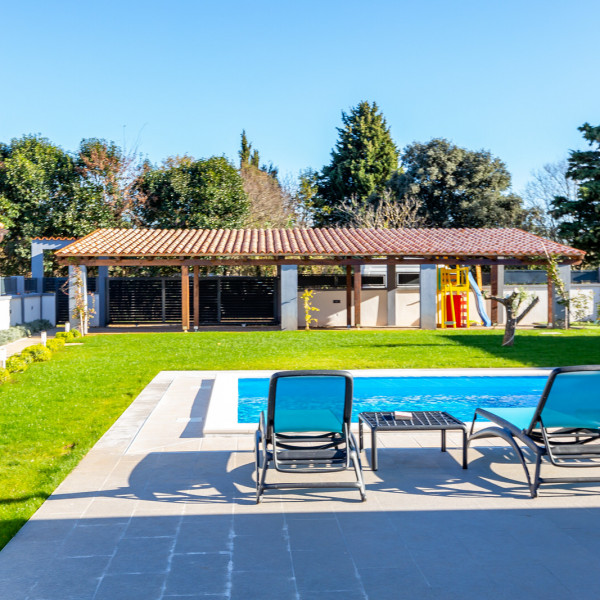 Villa Alba Pula, Villa Alba Pula &Scaron;i&scaron;an
